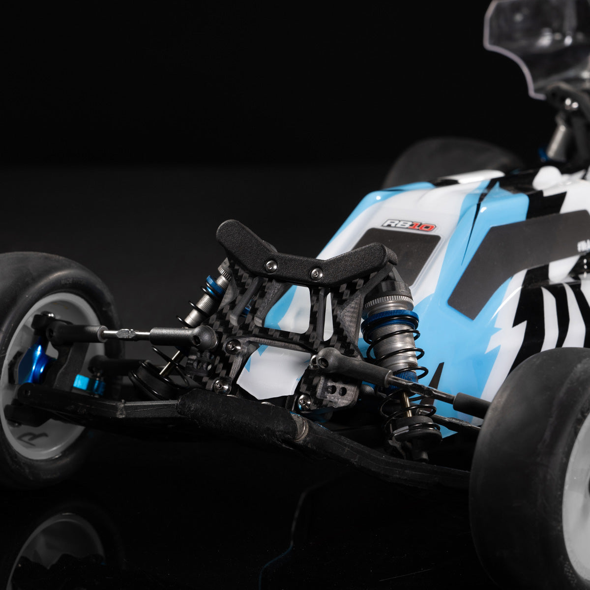 Front angle of Associated RB10 with carbon fiber shock tower installed
