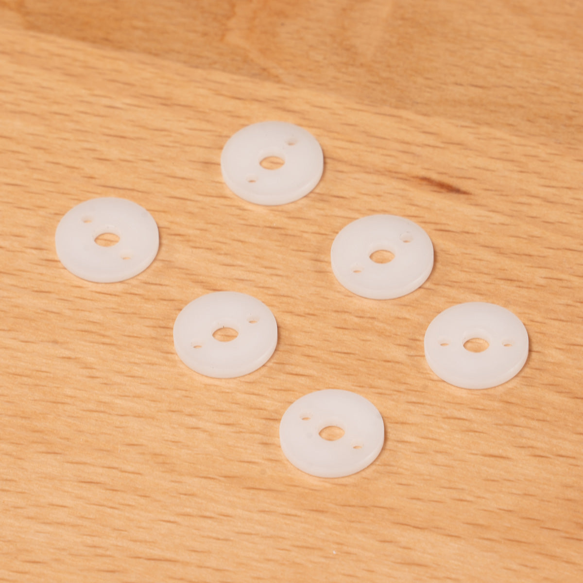 C7141 Shock Pistons 1.8x2, POM, Machined (6 pcs)