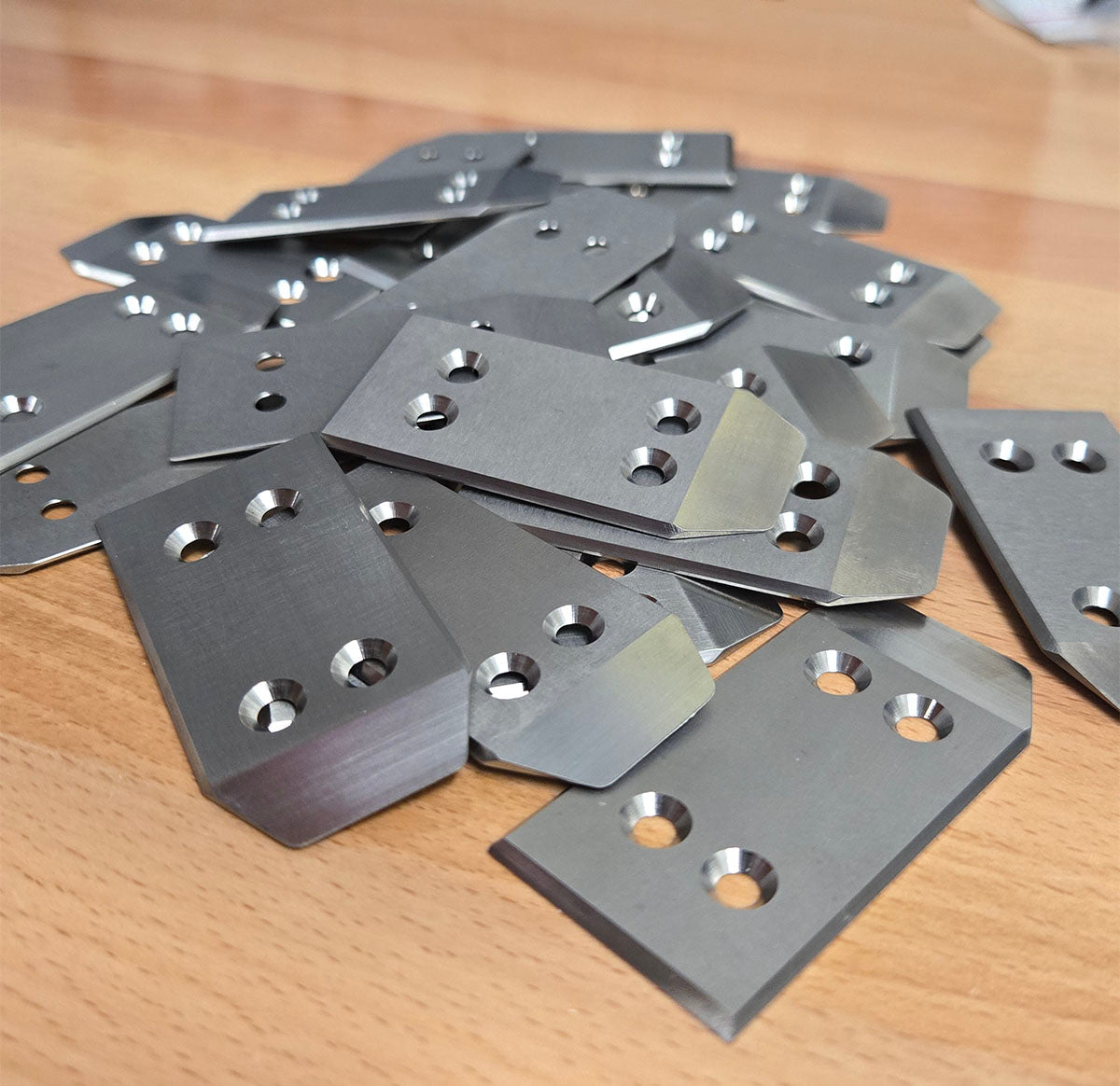 Titanium Skid Plates for XRAY, Losi, Mugen Now Available